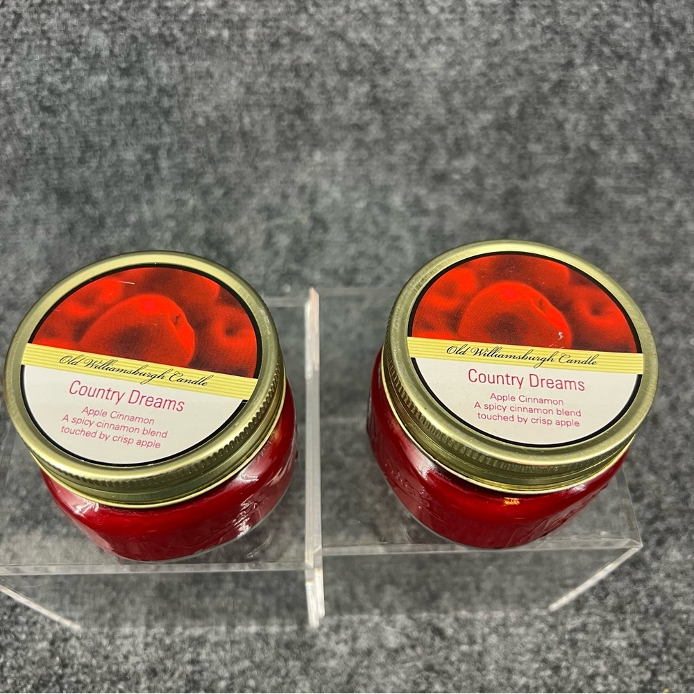 Lot of 2 Old Williamsburgh 3 oz Candles Country Dreams Apple Cinnamon Mason Jar